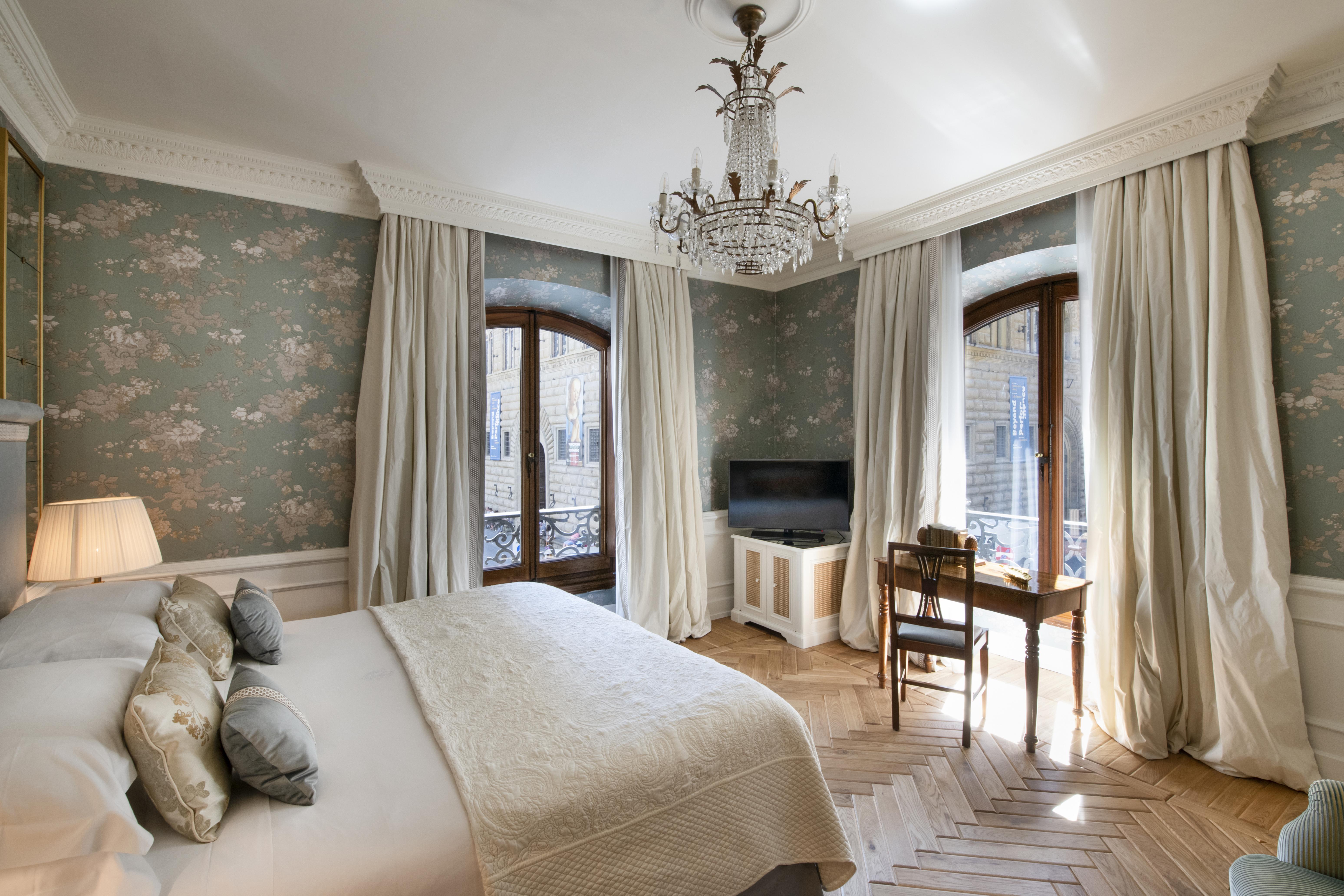 Helvetia&Bristol Firenze - Starhotels Collezione Εξωτερικό φωτογραφία A room at Hotel Gran Vía