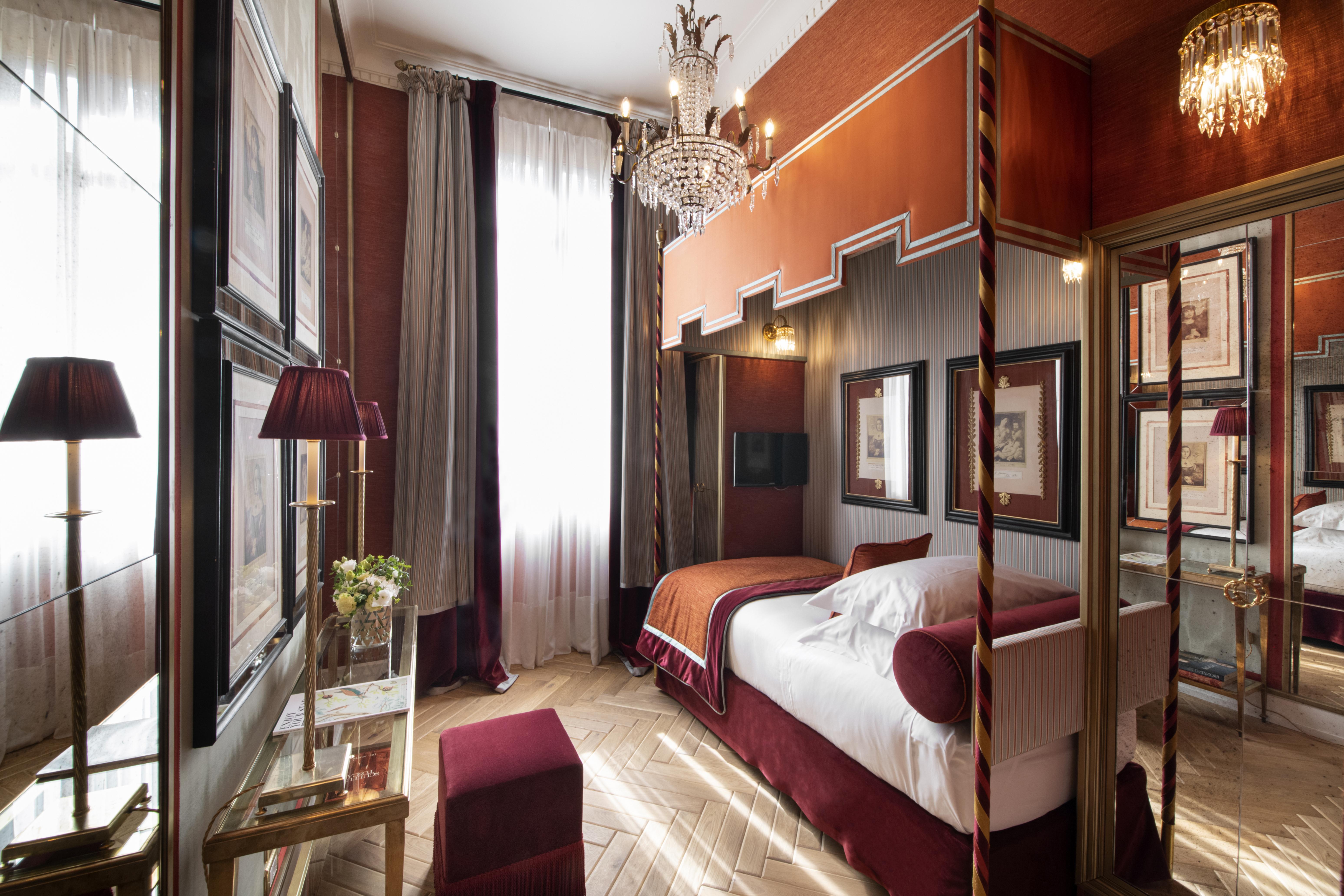 Helvetia&Bristol Firenze - Starhotels Collezione Εξωτερικό φωτογραφία A room at the Hotel de Crillon