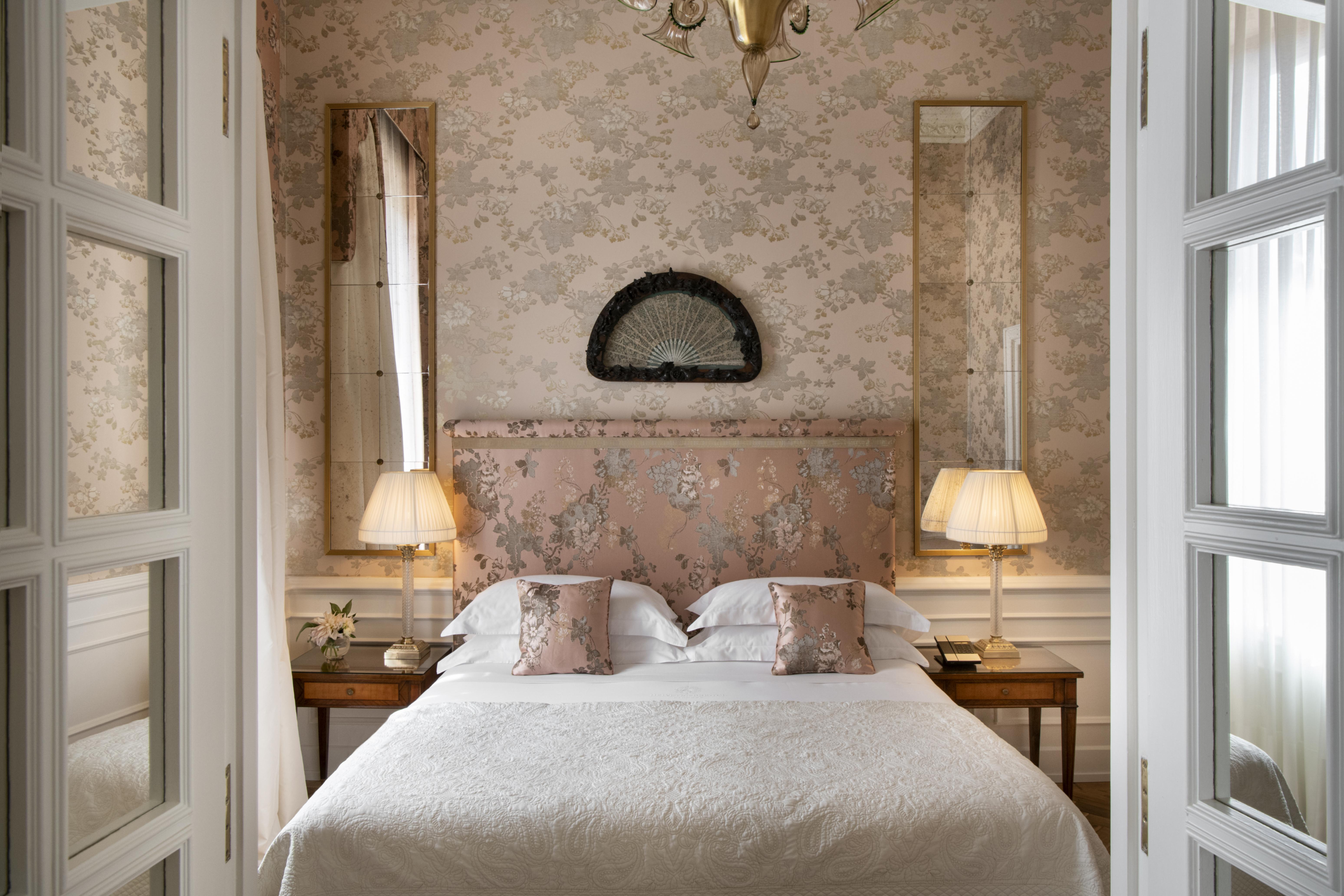 Helvetia&Bristol Firenze - Starhotels Collezione Εξωτερικό φωτογραφία A bedroom at the hotel