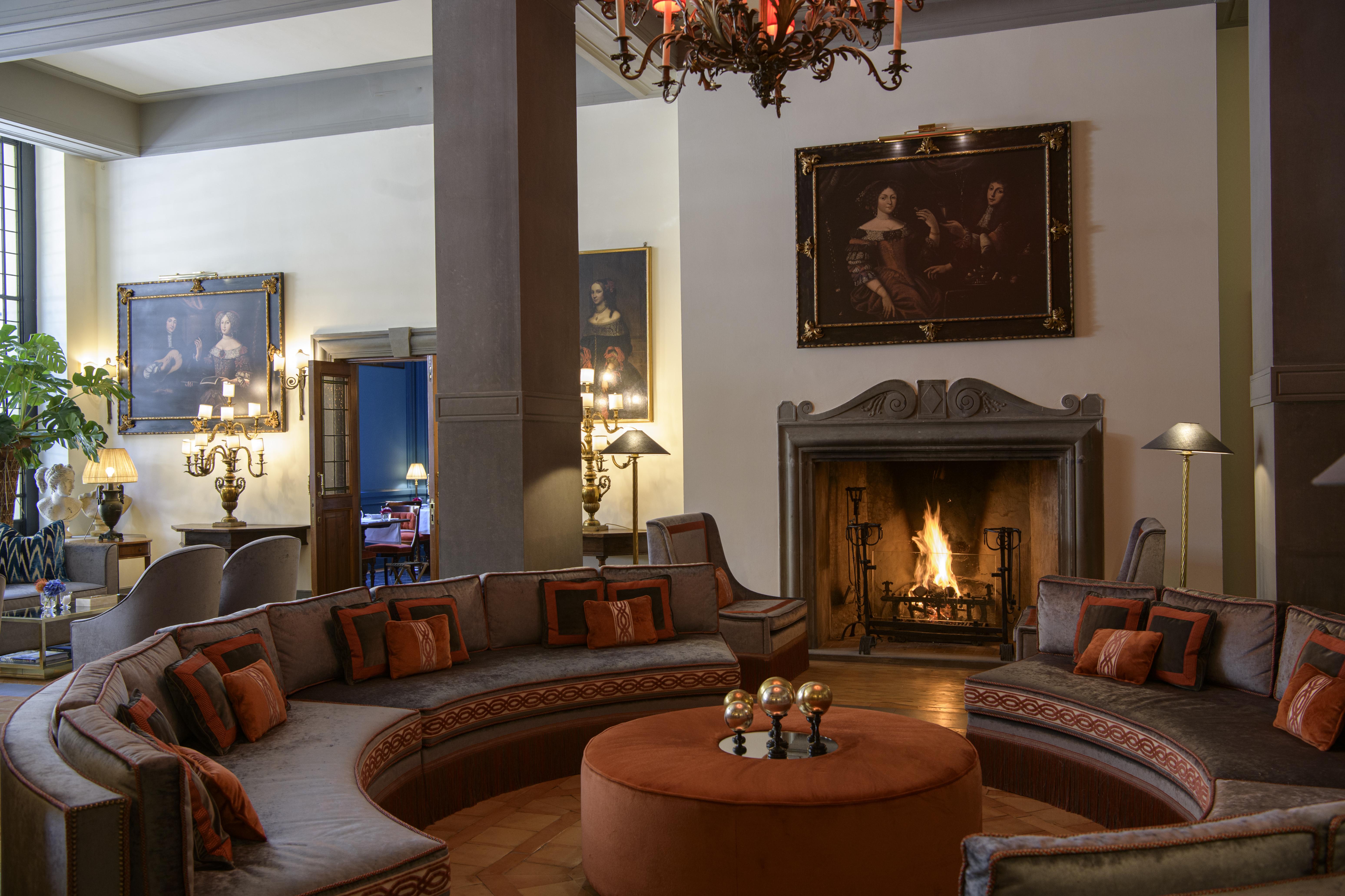 Helvetia&Bristol Firenze - Starhotels Collezione Εξωτερικό φωτογραφία The fireplace in the lobby