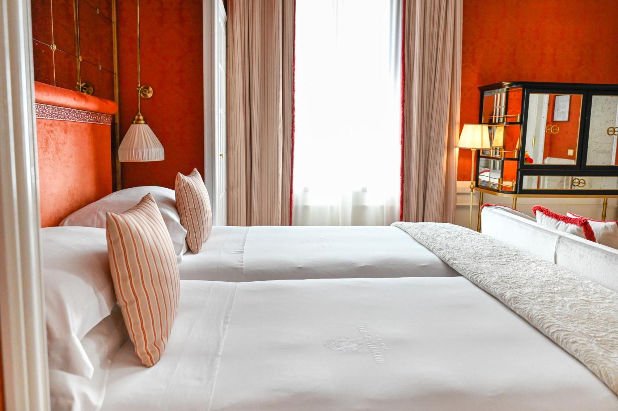 Helvetia&Bristol Firenze - Starhotels Collezione Εξωτερικό φωτογραφία A bedroom at the hotel